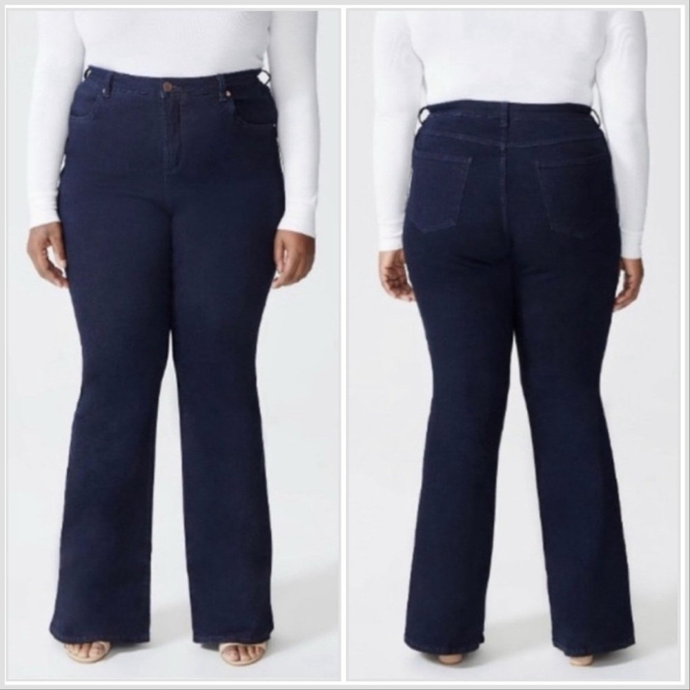 Universal Standard‎ Sava High Rise Flare Jeans Dark Indigo Wash Approximating 30